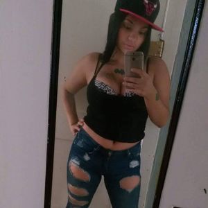 Meet your Posher, Lourdes